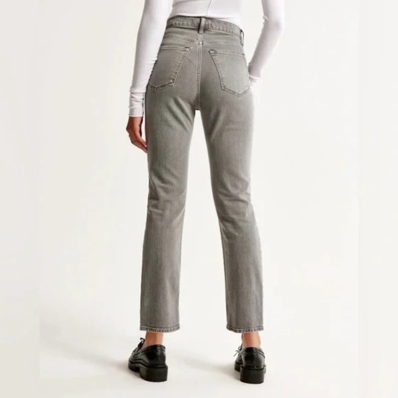 Abercrombie Curve Love Ankle Straight Ultra High Rise Jeans in Gray - Picture 2 of 5